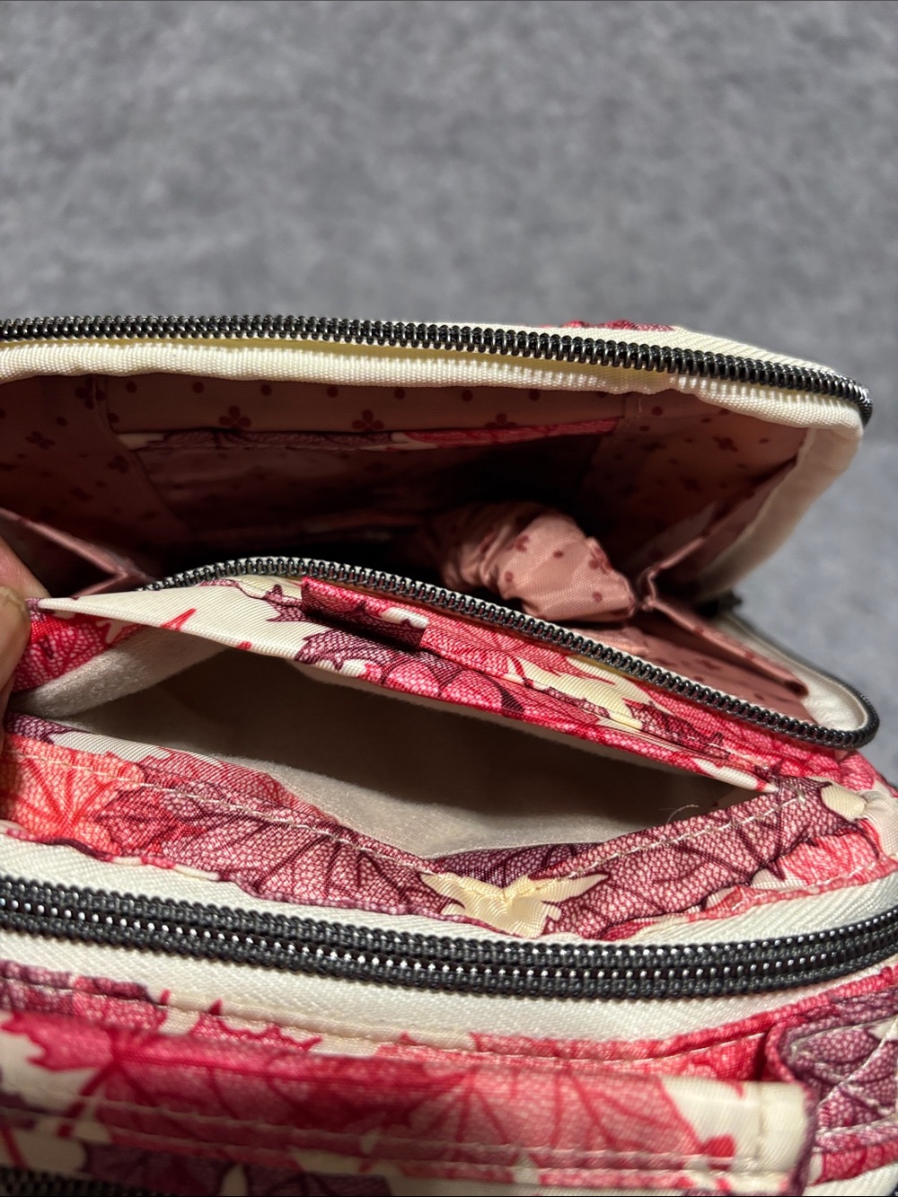 Lug RFID Crossbody with Charm Bar Skeeter Maples Cream NWT - Picture 6 of 14
